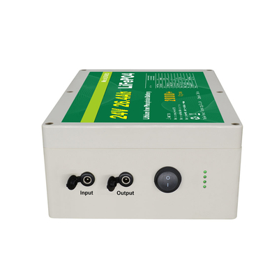 太陽電池パネルUPSのリチウム イオンのための26.4Ah 25.6v パワーウォール電池のパックの深い周期